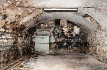 Die Keller des Richterviertels bestanden aus grossen Gewölberäumen, die mit einem Labyrinth von Gängen und Zwischenräumen verbunden waren.