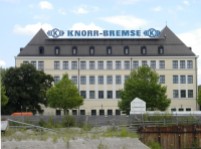 Seit den 1920er Jahren befindet sich der Sitz von Knorr Bremse im Norden des Oberwiesenfelds.